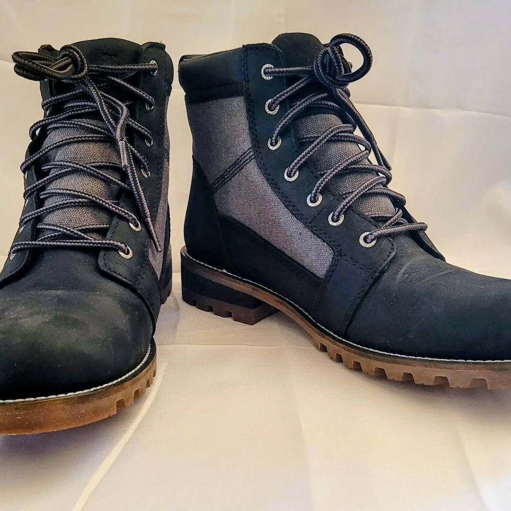 Kodiak Black and Gray Women's Combat Boots